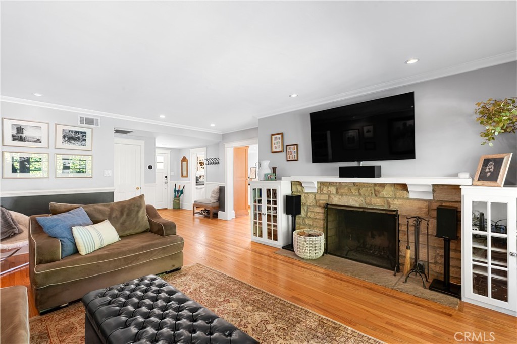 3584 Woodcliff Road