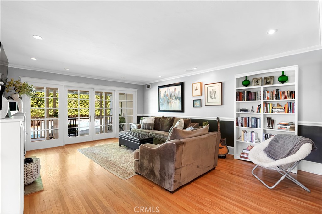 3584 Woodcliff Road