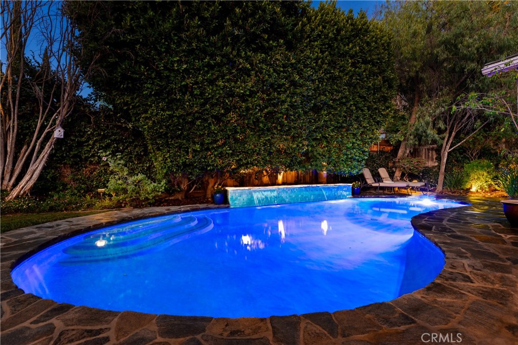 3584 Woodcliff Road