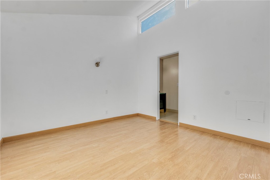 630 E Acacia Avenue 6