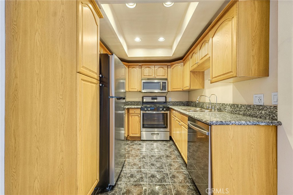 630 E Acacia Avenue 6