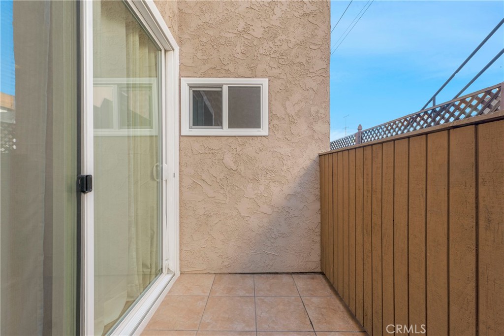 630 E Acacia Avenue 6