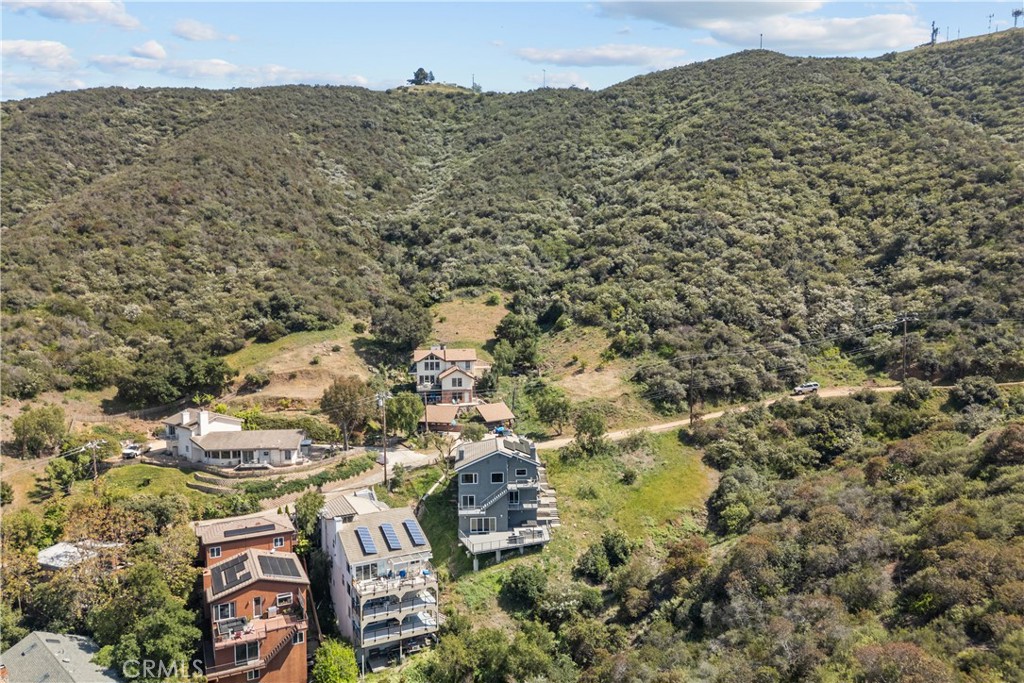 561 S Ventu Park Road