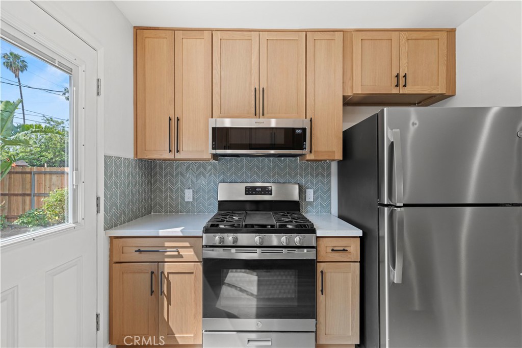 5826 Jamieson Avenue