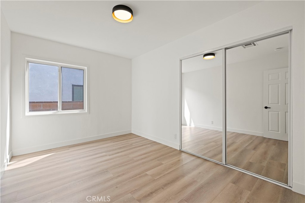 5826 Jamieson Avenue