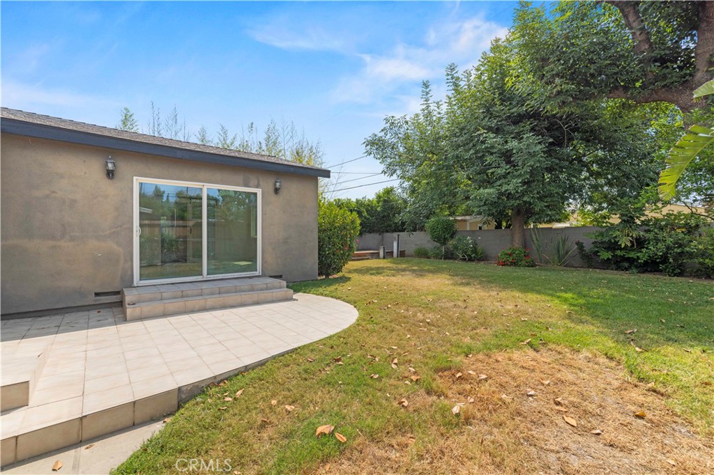 5826 Jamieson Avenue