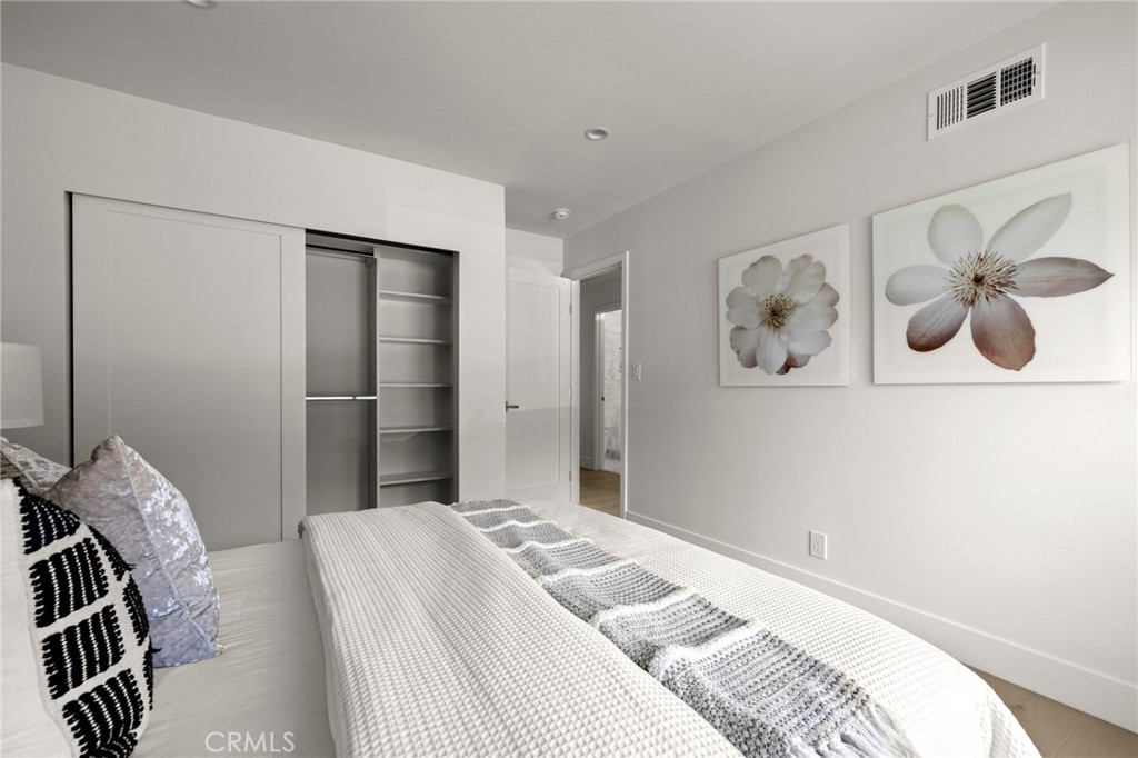 5100 Orrville Avenue