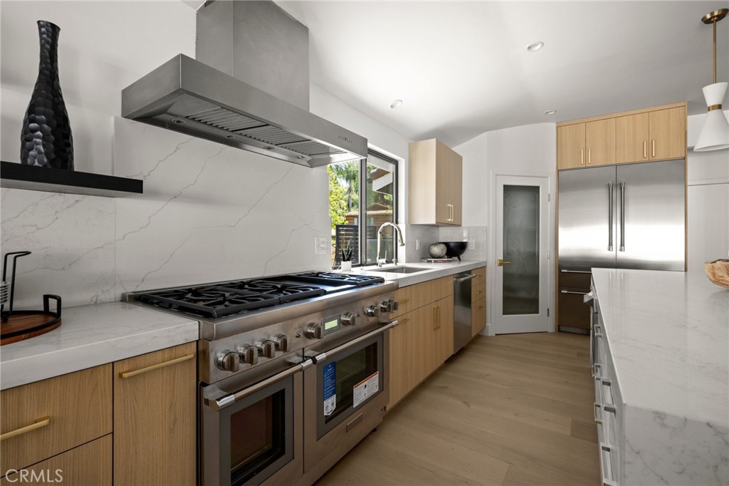 5100 Orrville Avenue