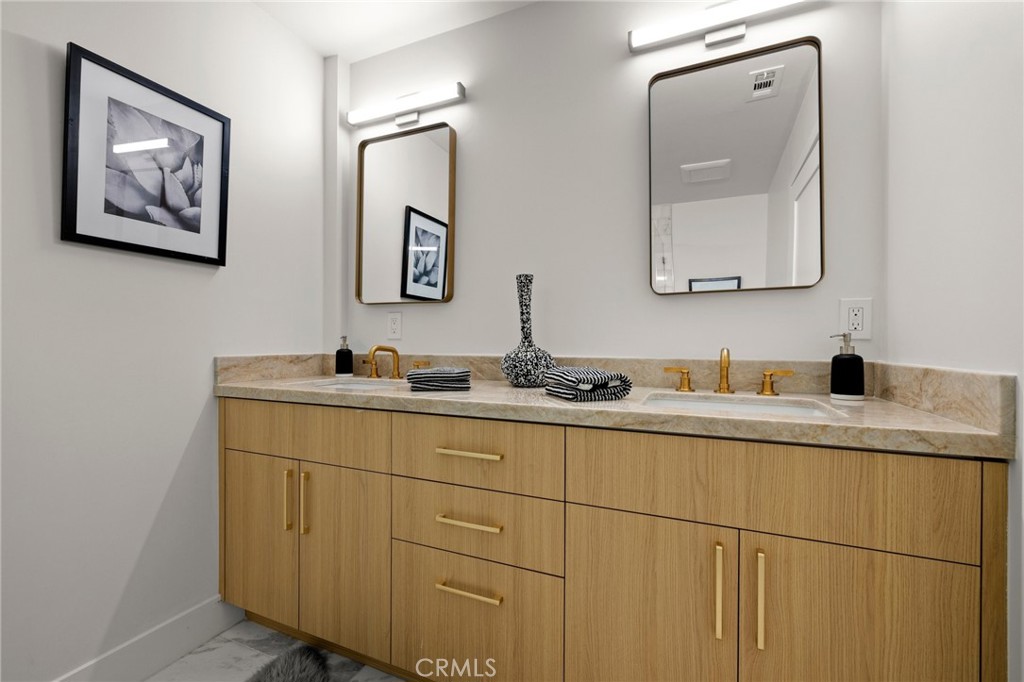 5100 Orrville Avenue