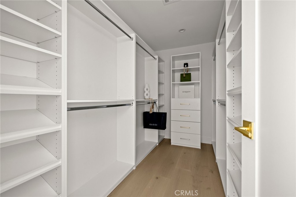 5100 Orrville Avenue