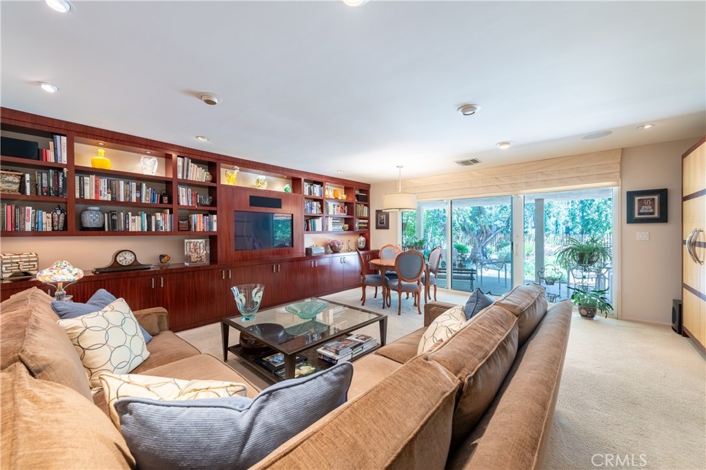 16303 Meadowridge Road