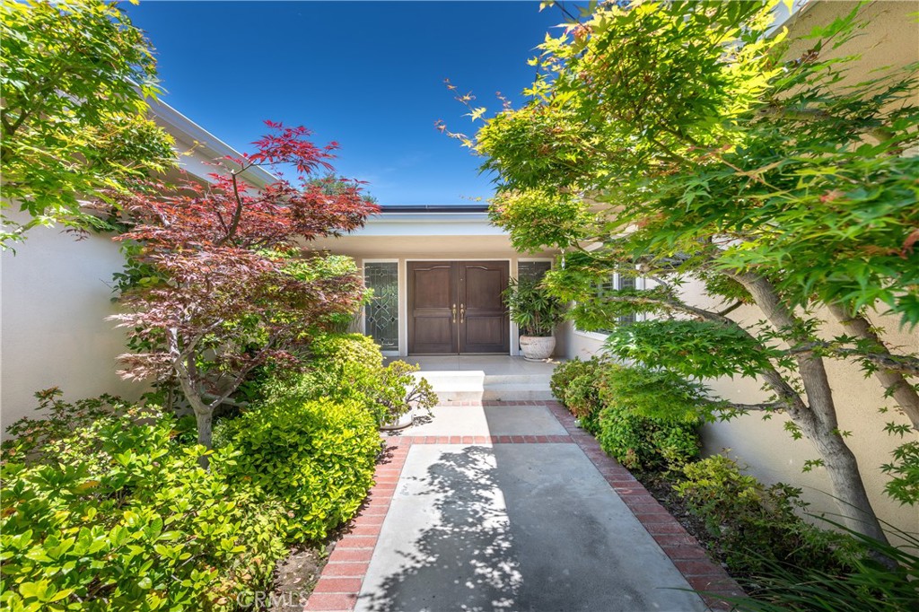 16303 Meadowridge Road