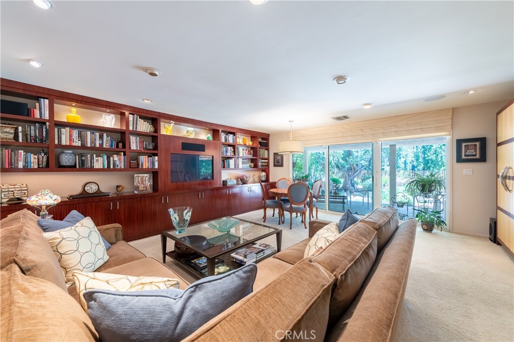 16303 Meadowridge Road
