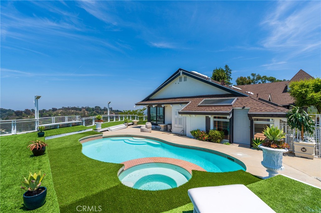 15541 Aqua Verde Drive