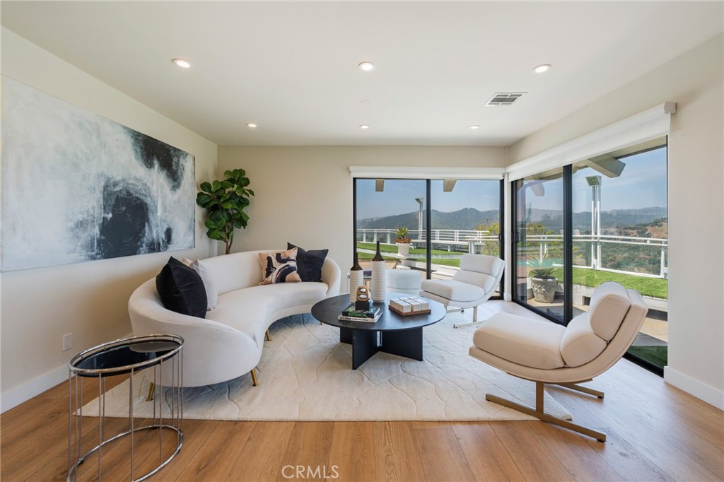 15541 Aqua Verde Drive