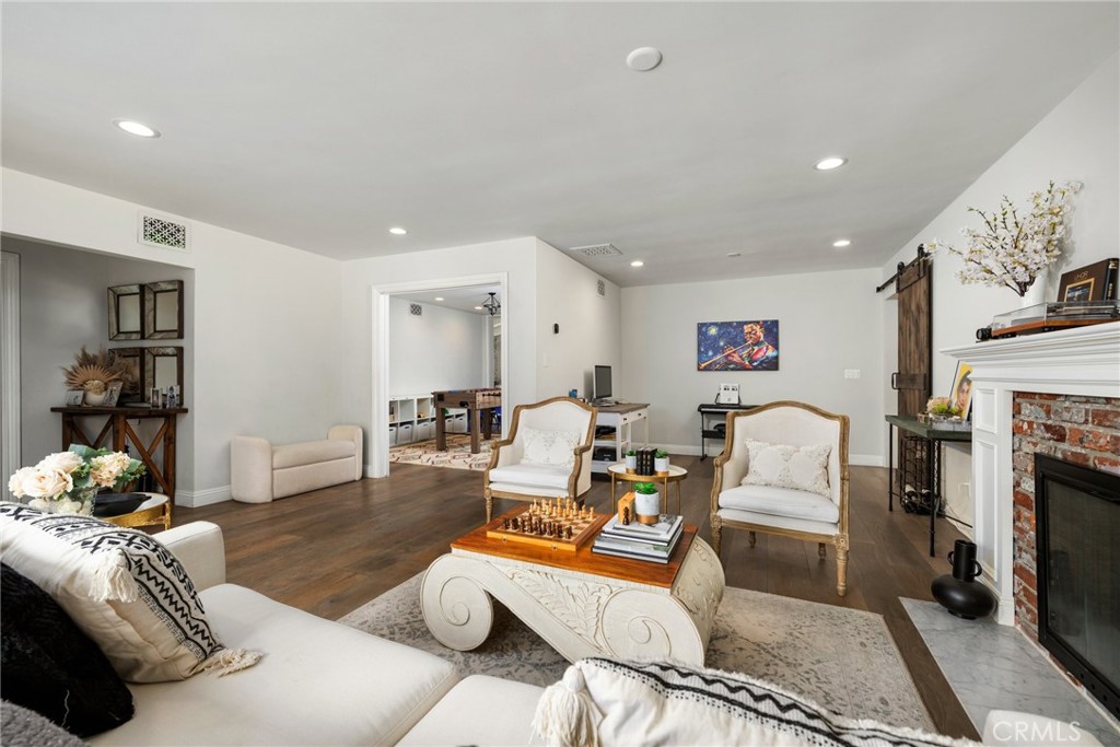 5337 Topeka Drive