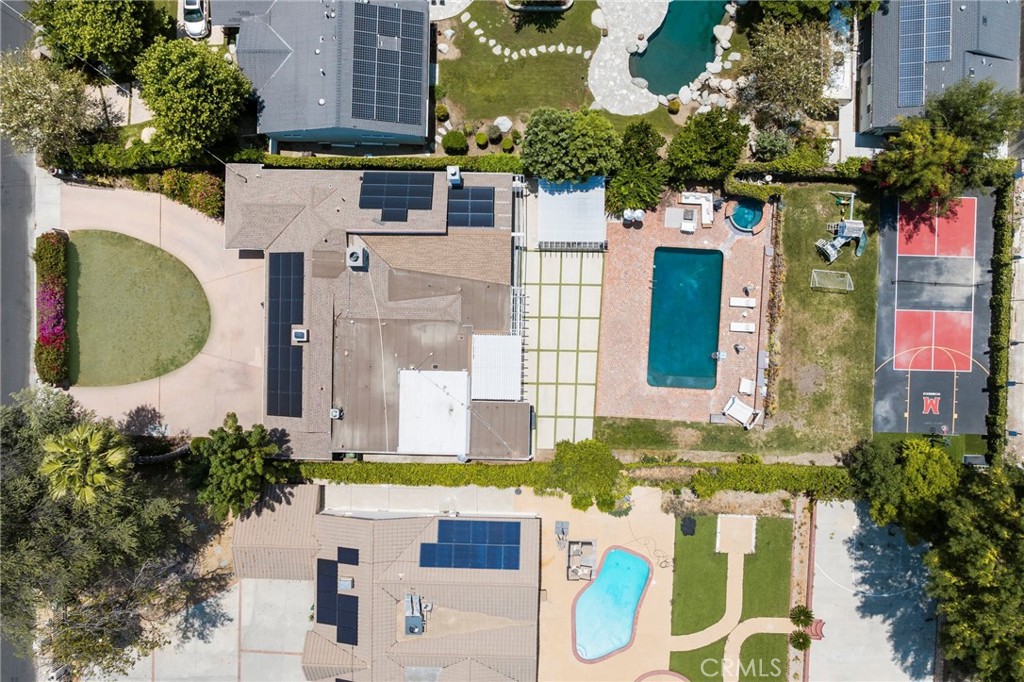 5337 Topeka Drive