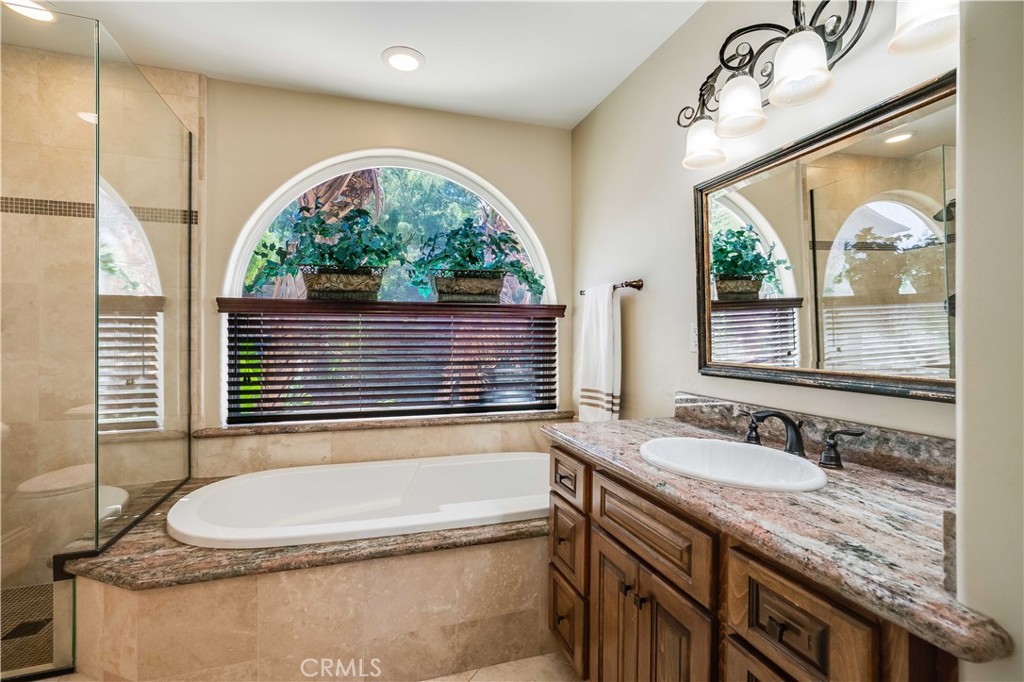 21460 Arapahoe Trail