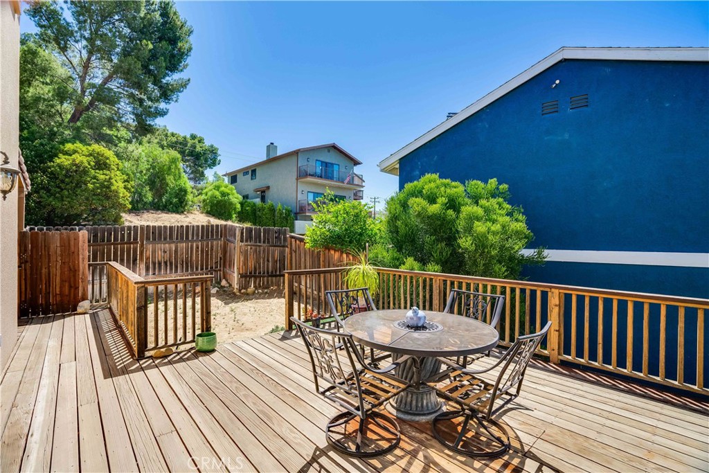 21460 Arapahoe Trail