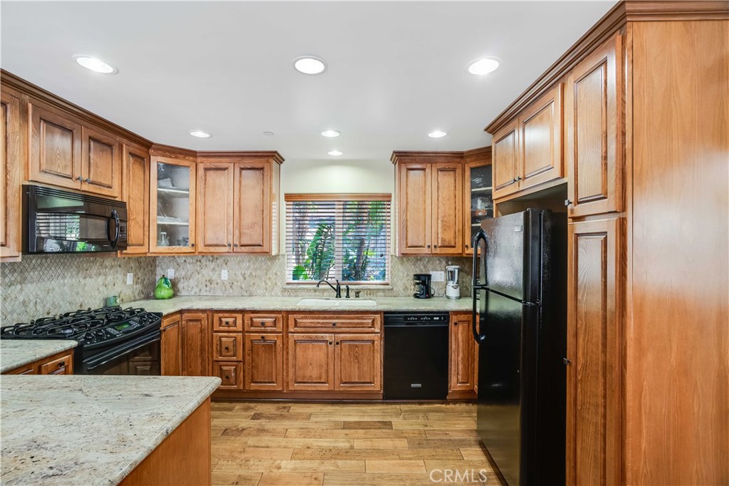 21460 Arapahoe Trail