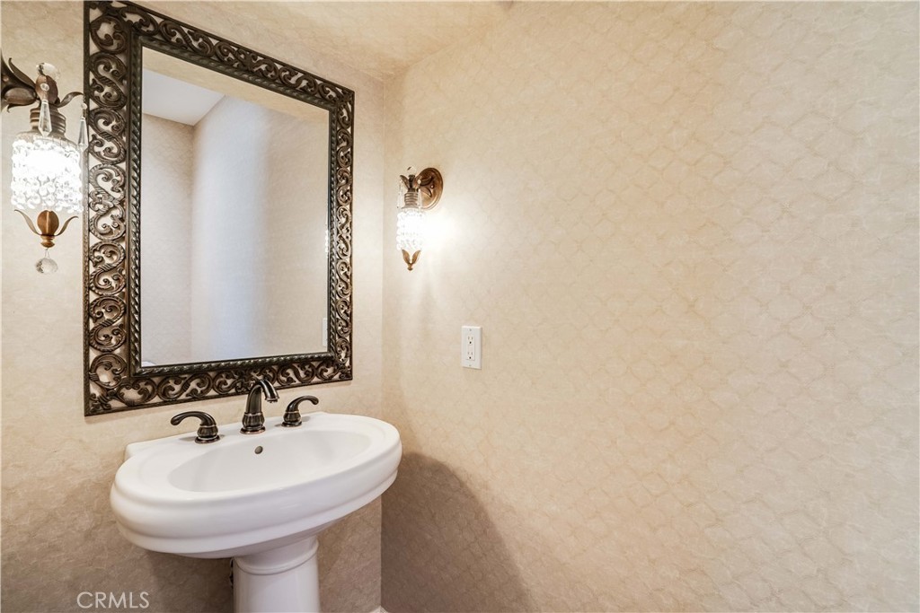 21460 Arapahoe Trail