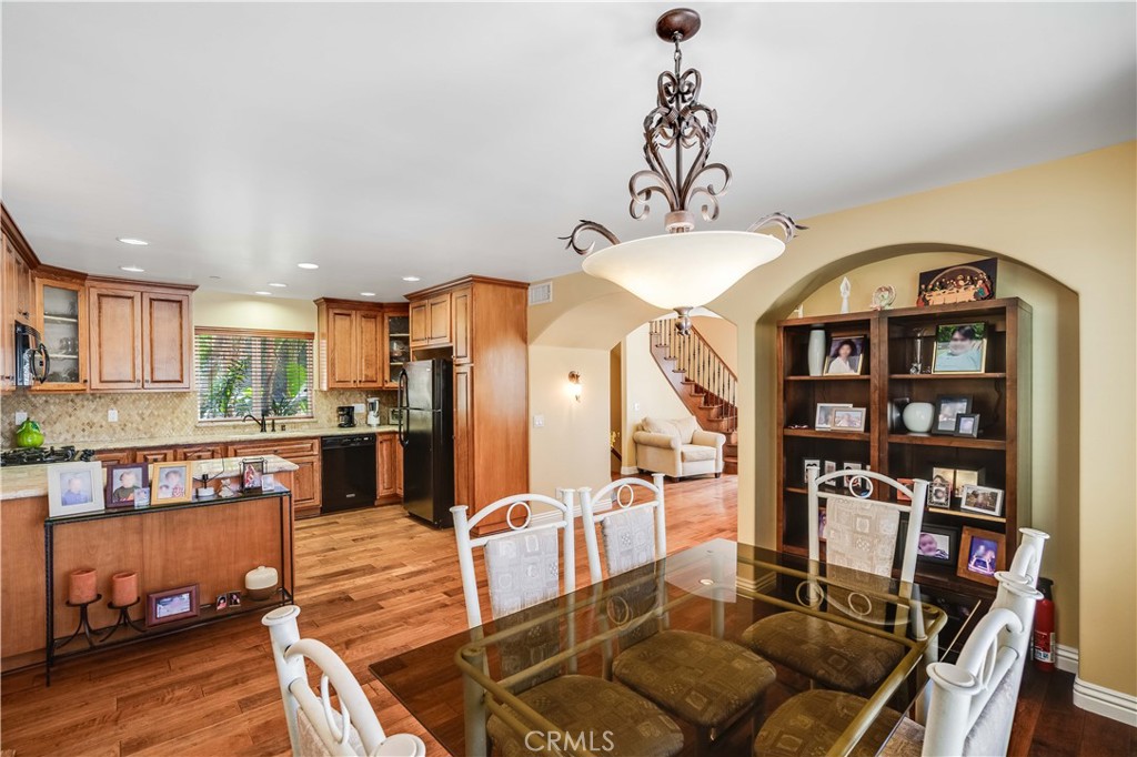 21460 Arapahoe Trail