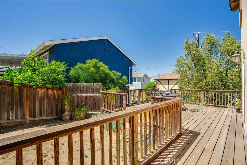 21460 Arapahoe Trail