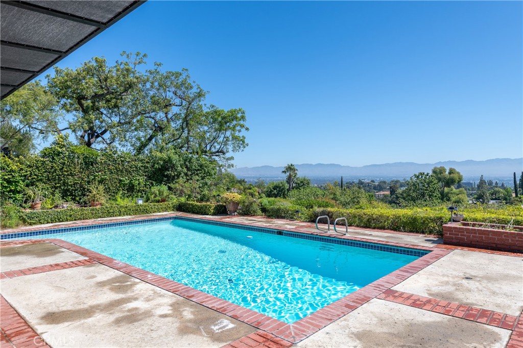 16511 Academia Drive