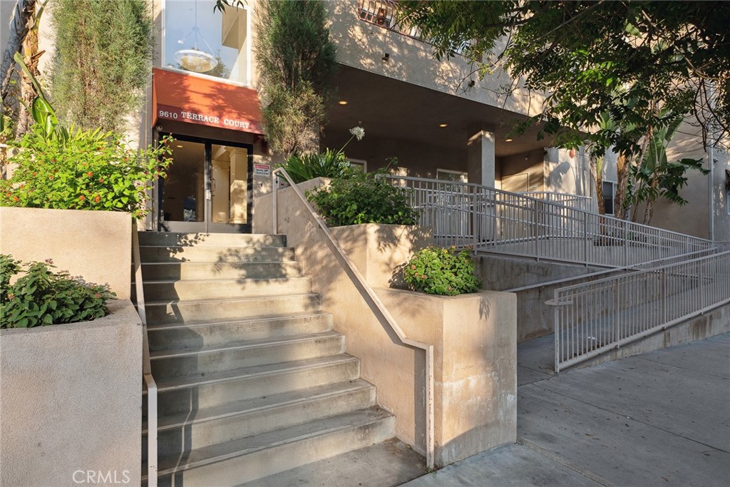 9610 Zelzah Avenue 105