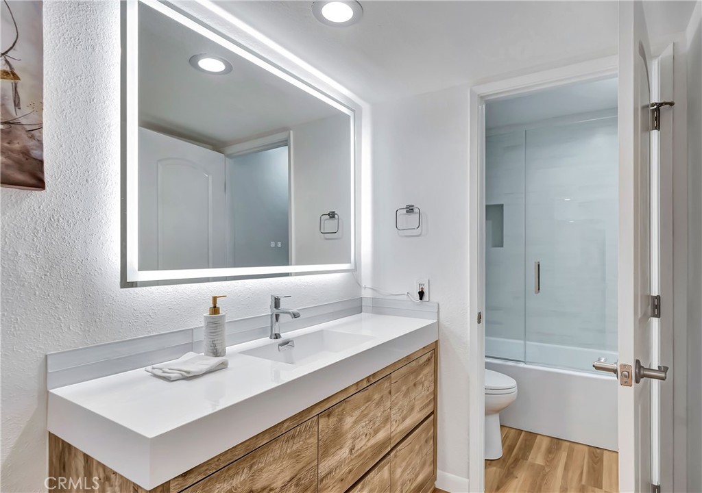 22100 Burbank Boulevard 230C