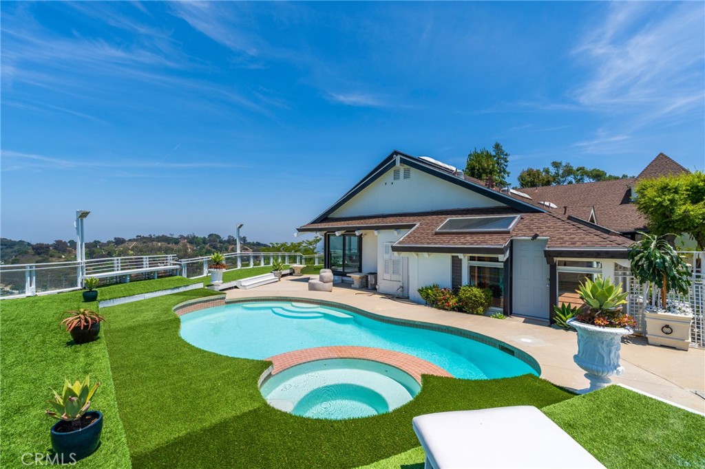 15541 Aqua Verde Drive