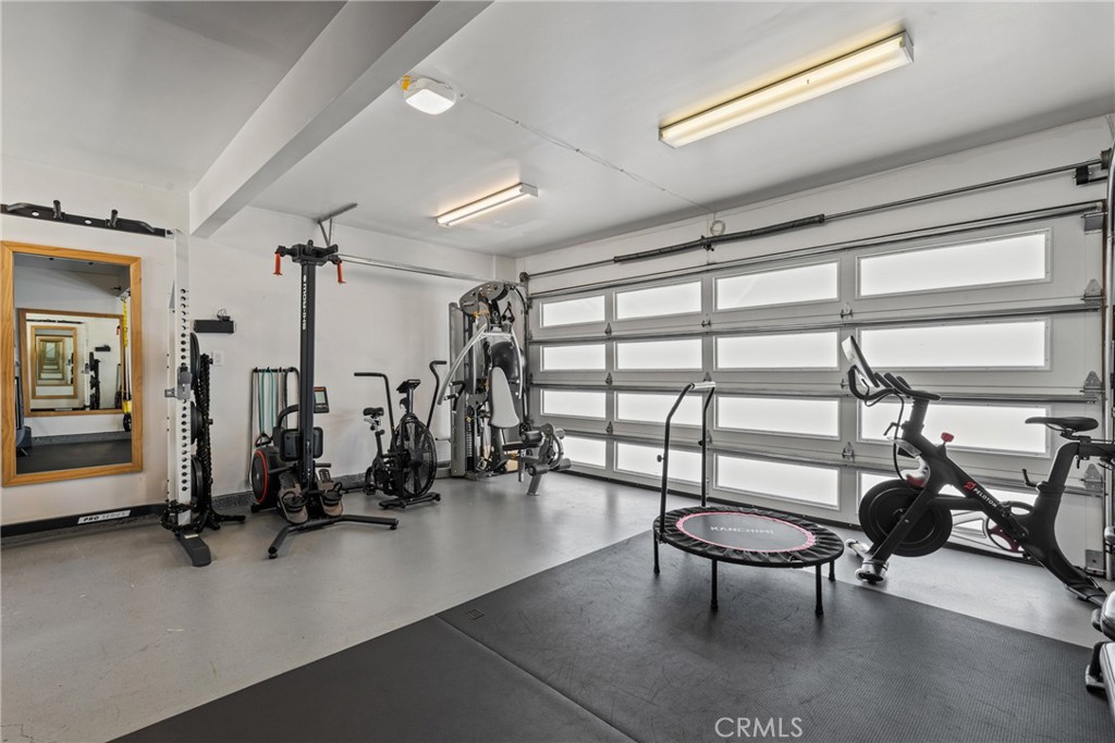 240 W Gainsborough Road