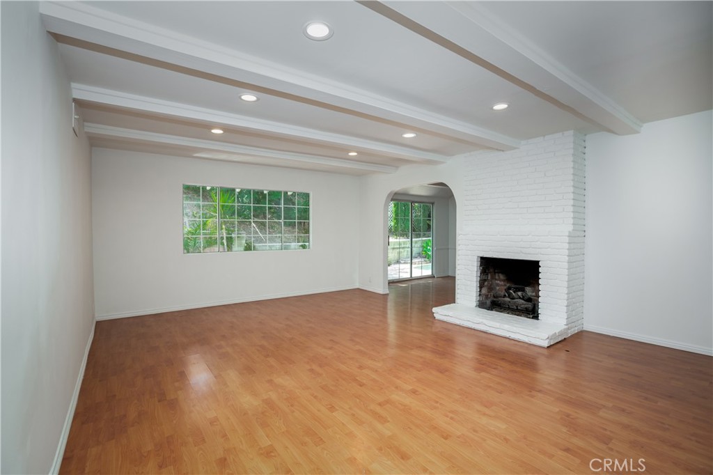 5219 San Feliciano Drive