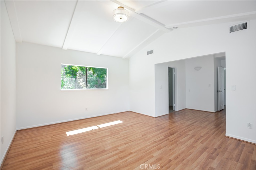 5219 San Feliciano Drive