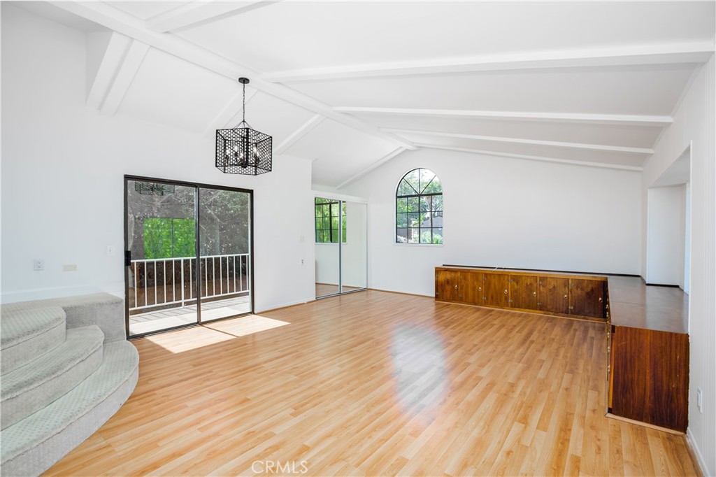 5219 San Feliciano Drive