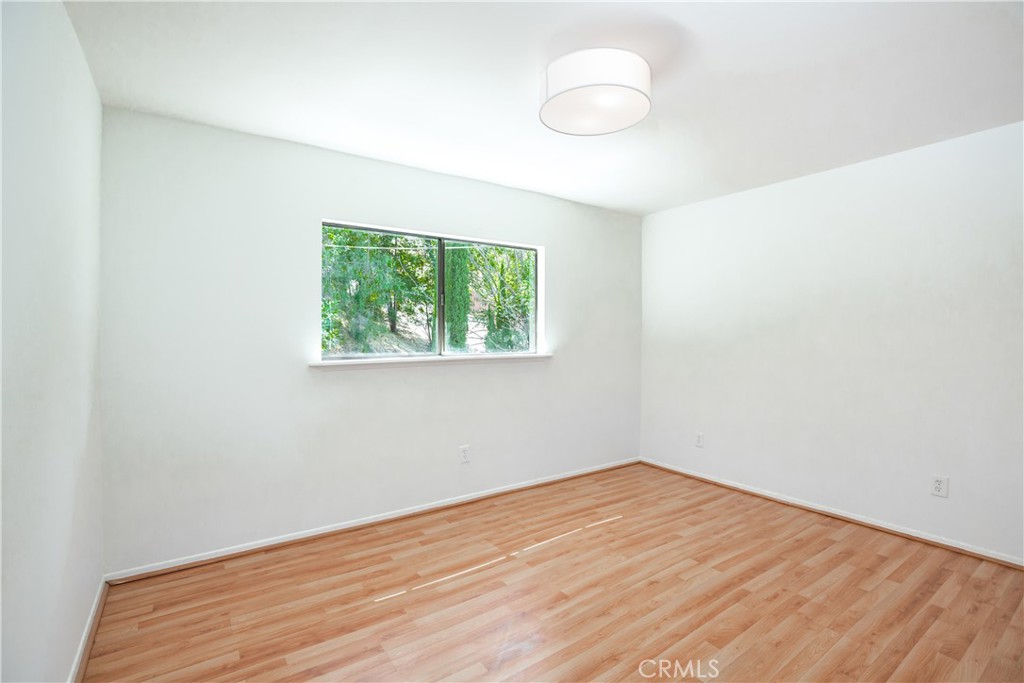 5219 San Feliciano Drive