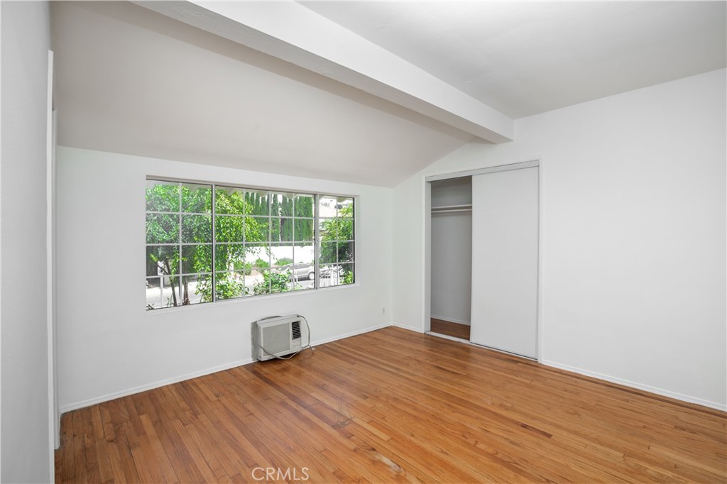 5219 San Feliciano Drive
