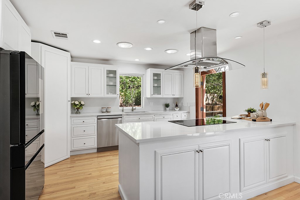 20994 Bandera Street