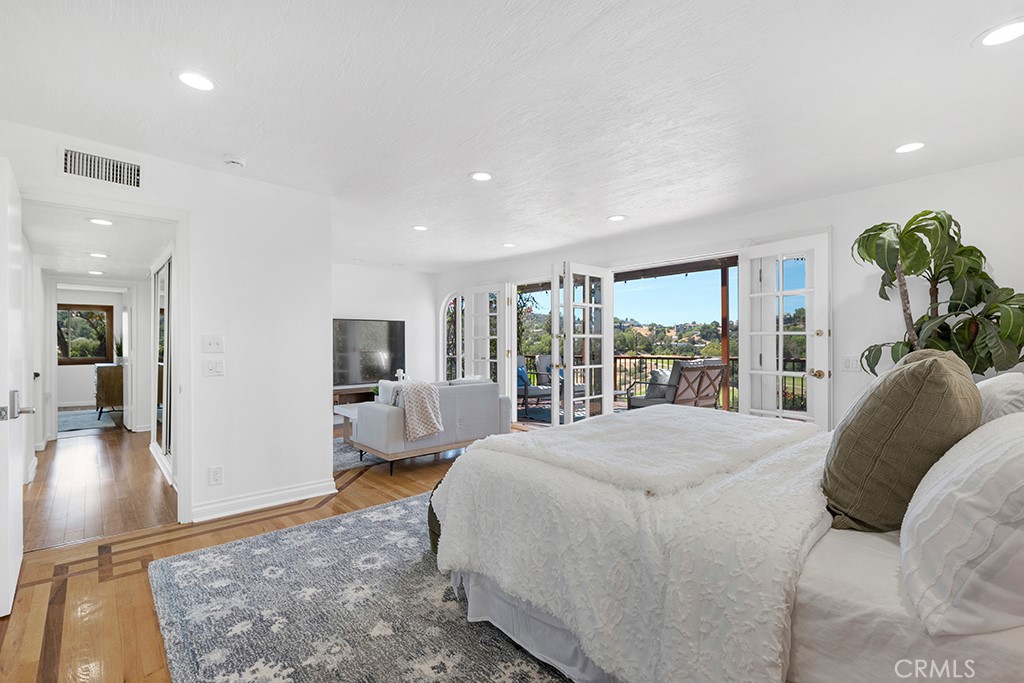 20994 Bandera Street