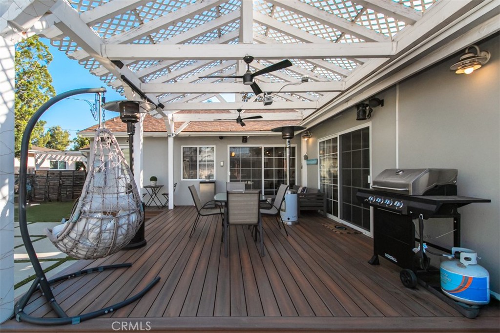 19545 Calvert Street