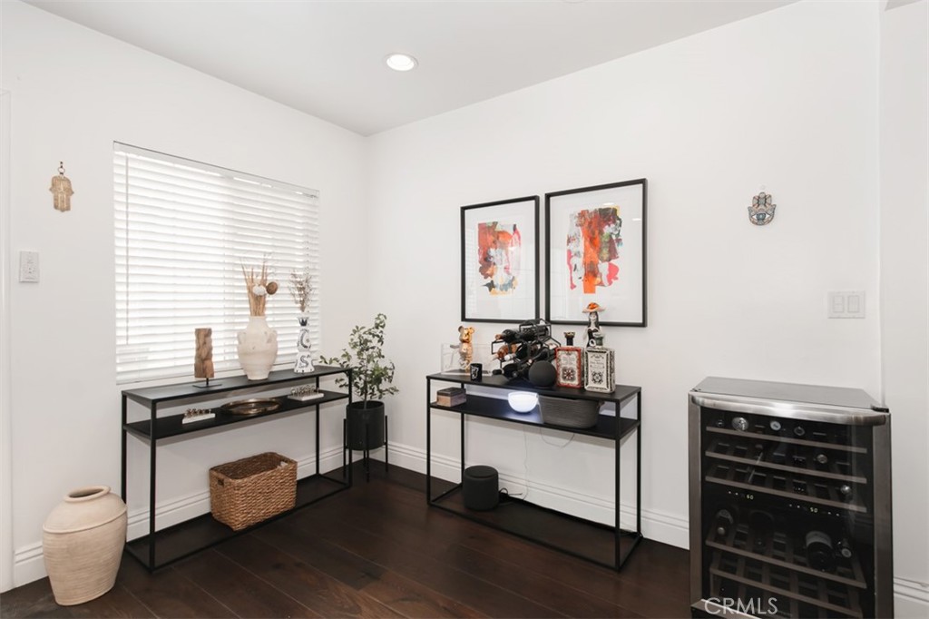 19545 Calvert Street