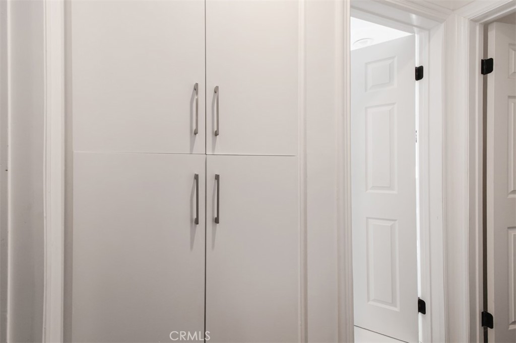 19545 Calvert Street