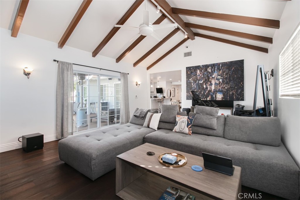 19545 Calvert Street