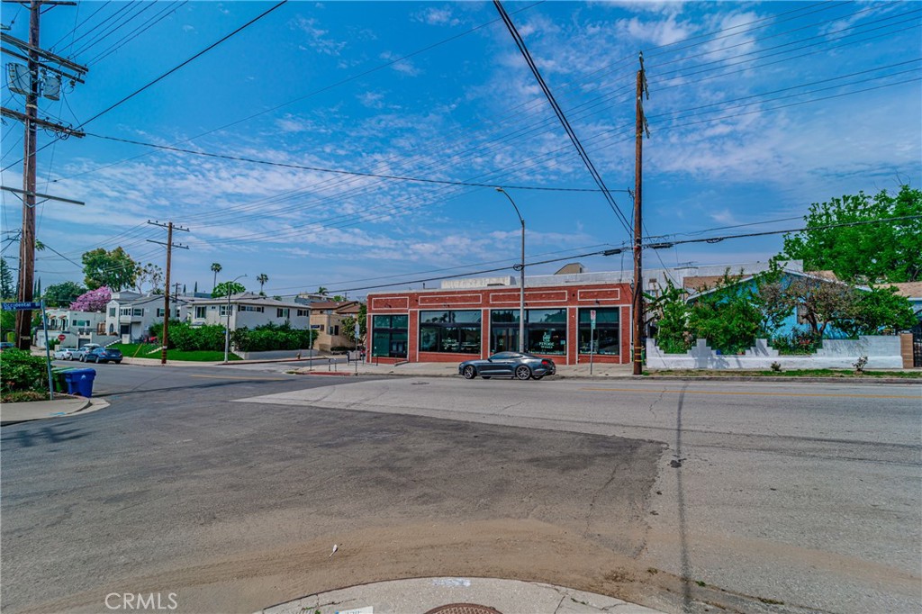 2828 London Street 303