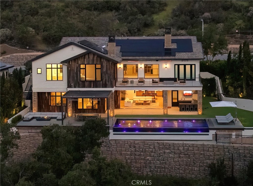 2775 Calbourne Lane