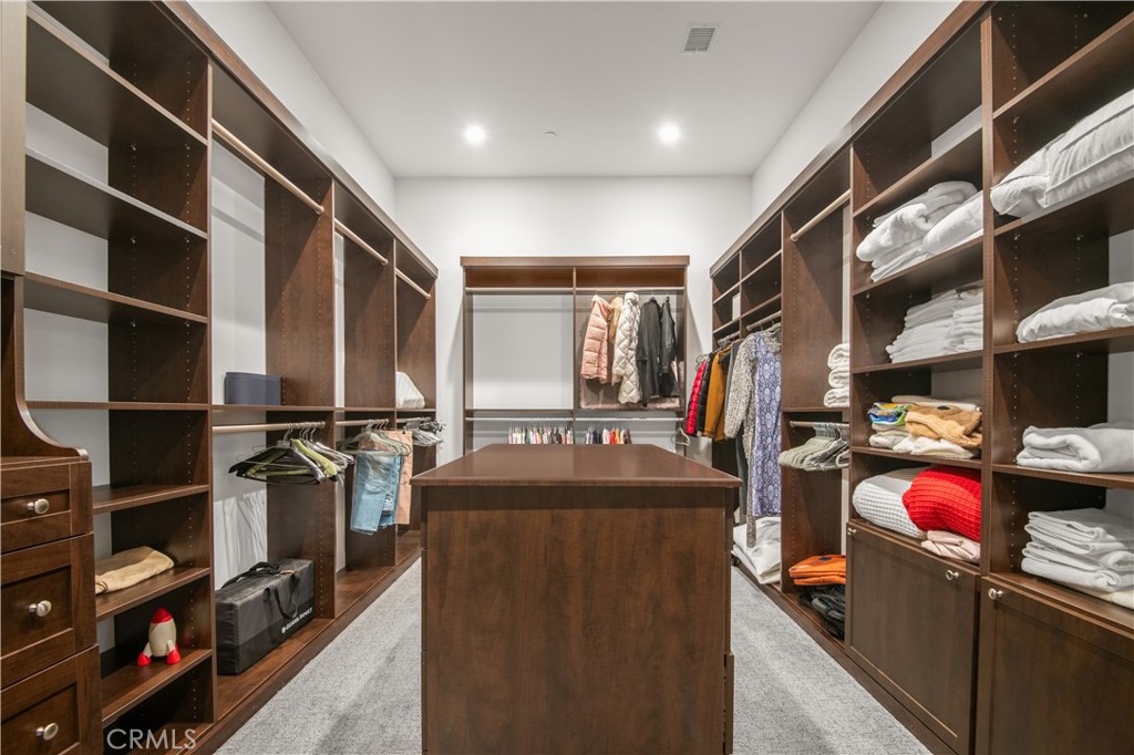 2775 Calbourne Lane