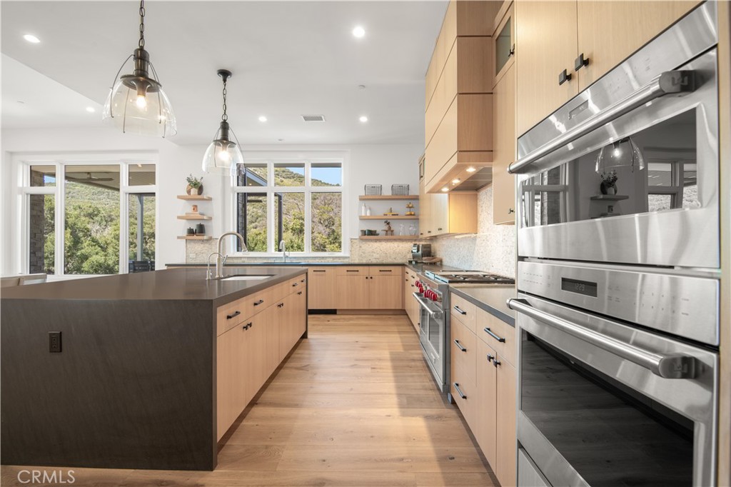 2775 Calbourne Lane