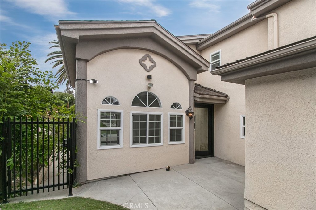 5409 Sylvia Avenue