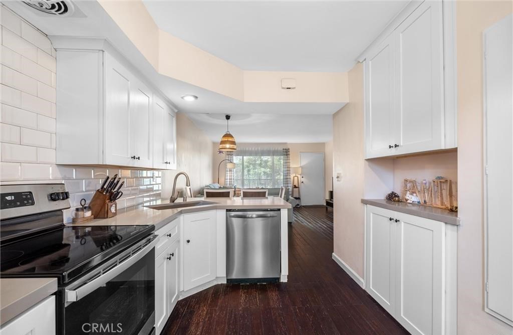 312 N Louise Street 210