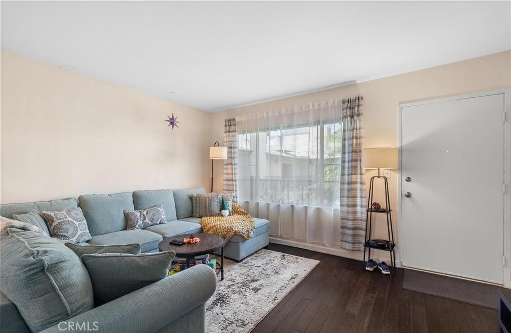 312 N Louise Street 210